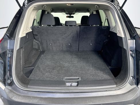 Used 2023 Nissan Rogue S AWD/4WD image 29
