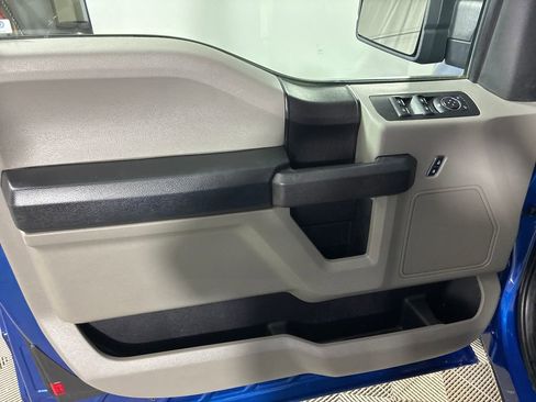 Used 2017 Ford F150 XL w/ Equipment Group 101A Mid image 15