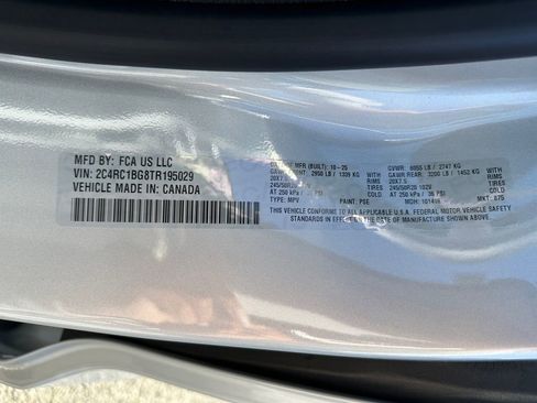 New 2026 Chrysler Pacifica Select w/ S Appearance Package image 30