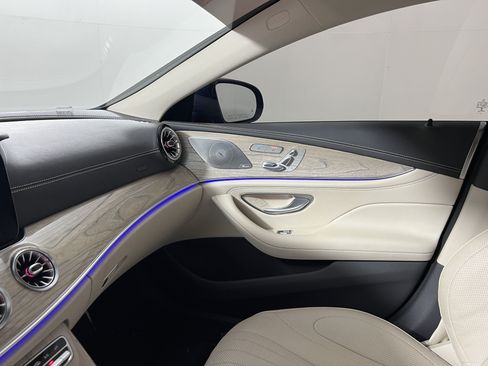 Used 2023 Mercedes-Benz CLS 450 4MATIC w/ Premium Package image 12