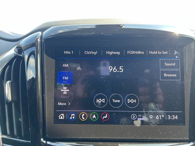 Used 2023 Chevrolet Traverse Premier w/ Redline Edition FWD image 13