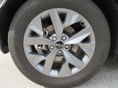 Used 2025 Kia Sportage SX FWD image 7