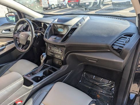Used 2019 Ford Escape SEL FWD image 13