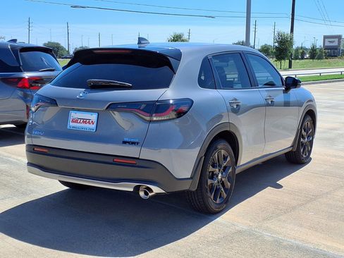 Used 2024 Honda HR-V Sport image 7