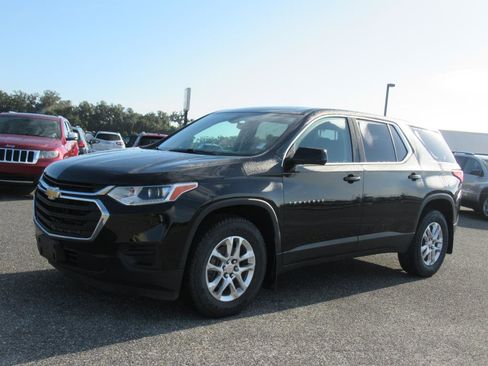 Used 2019 Chevrolet Traverse LS image 3