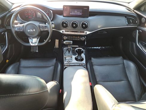 Used 2022 Kia Stinger GT-Line w/ Sun & Sound Package image 10