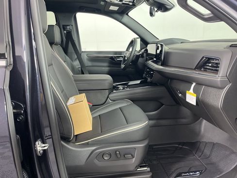 New 2026 Chevrolet Tahoe Premier AWD/4WD image 8