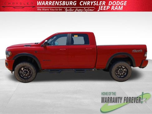 Used 2019 RAM 2500 Big Horn w/ Night Edition AWD/4WD image 7