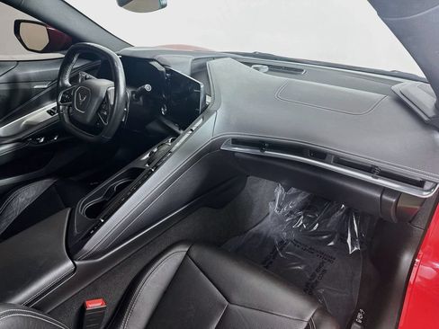 Used 2020 Chevrolet Corvette Stingray Coupe w/ 1LT RWD image 26