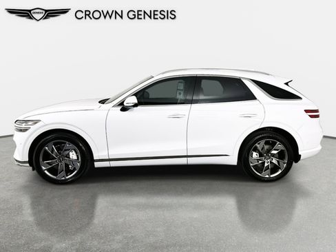 New 2025 Genesis Electrified GV70 Advanced w/ Prestige Package image 4