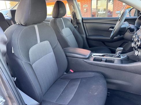 Used 2023 Nissan Sentra SV image 6