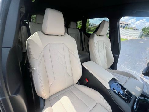 Used 2025 BMW X3 xDrive30i w/ Convenience Package image 19