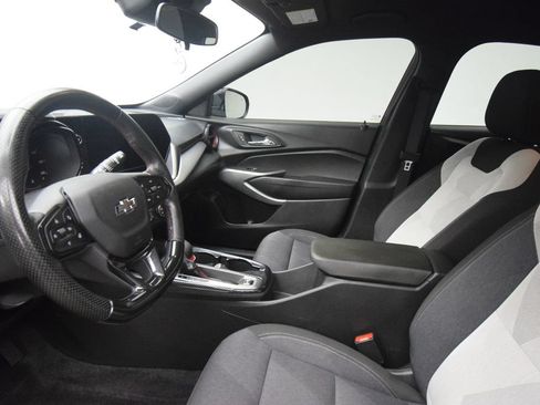 Used 2024 Chevrolet Trax RS w/ Driver Confidence Package FWD image 9