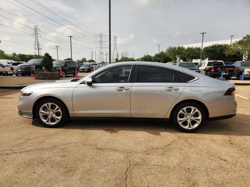 Used 2024 Honda Accord LX image 4