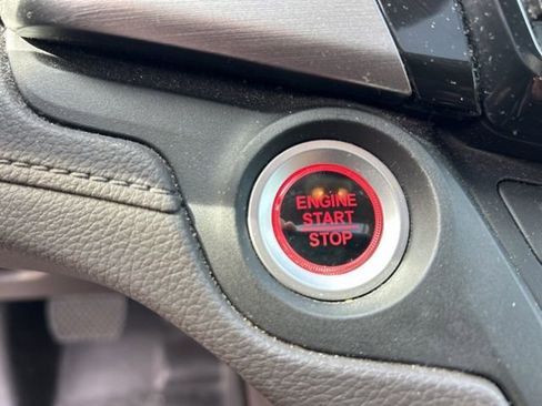 Used 2020 Honda Odyssey Touring image 23