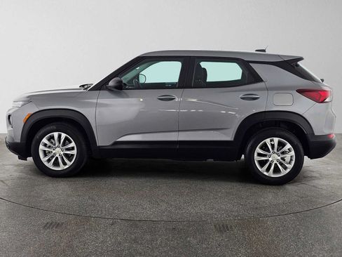 Used 2023 Chevrolet TrailBlazer LS FWD image 7