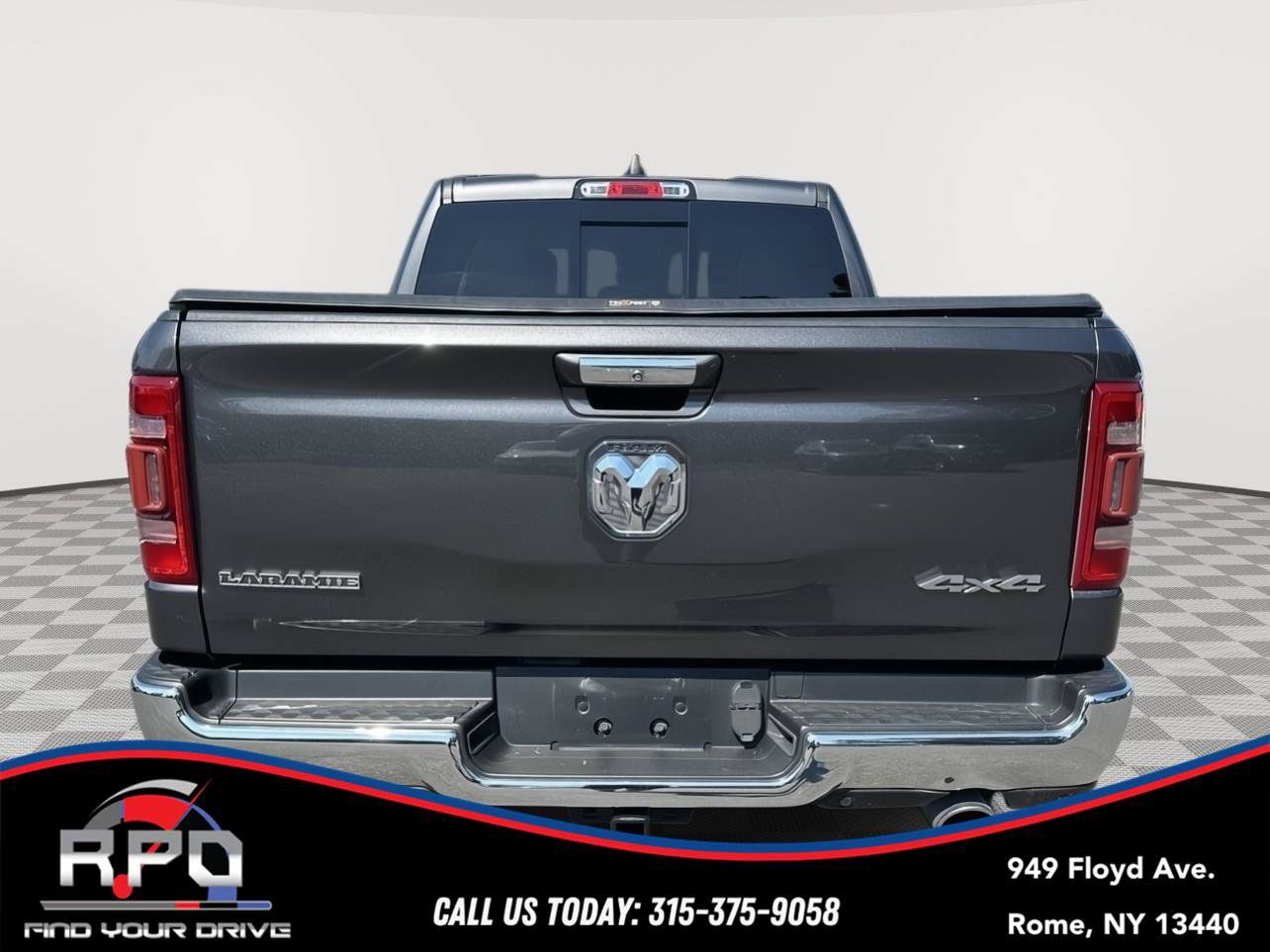 Used 2022 RAM 1500 Laramie AWD/4WD image 4