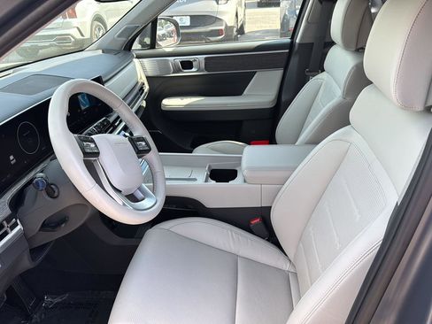 Certified 2025 Hyundai Santa Fe Limited AWD/4WD image 9