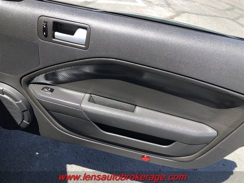 Used 2007 Ford Mustang GT RWD image 16