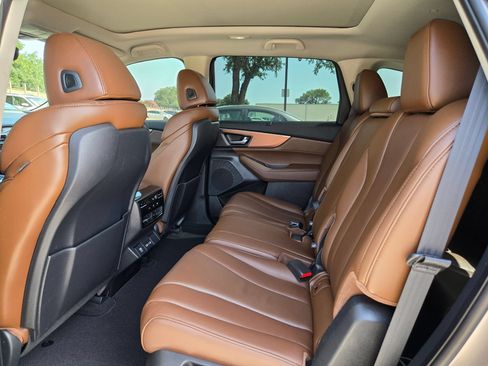 Certified 2023 Acura MDX FWD w/ Technology Package image 14