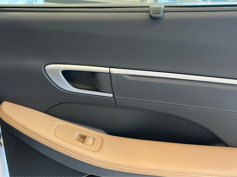 New 2026 Hyundai Sonata Limited FWD image 21
