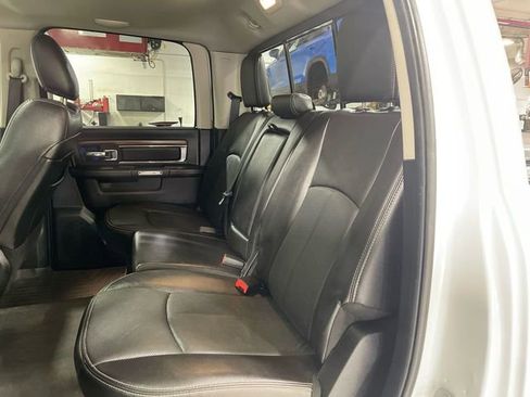 Used 2018 RAM 1500 Laramie w/ Convenience Group image 23