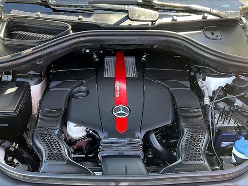 Used 2017 Mercedes-Benz GLE 43 AMG 4MATIC image 26