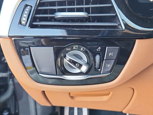 Certified 2023 BMW 530i xDrive w/ M Sport Package image 23