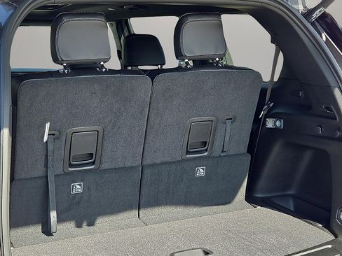 New 2026 Jeep Grand Cherokee L Limited w/ Luxury Tech Group II image 9