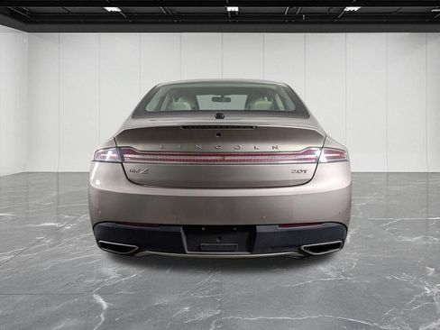 Used 2018 Lincoln MKZ Premiere FWD image 4