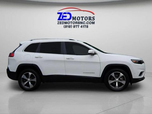 Used 2020 Jeep Cherokee Limited w/ Technology Group image 4