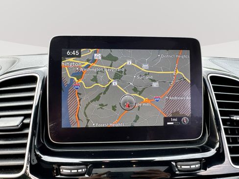 Used 2018 Mercedes-Benz GLS 450 4MATIC w/ Premium Package image 20