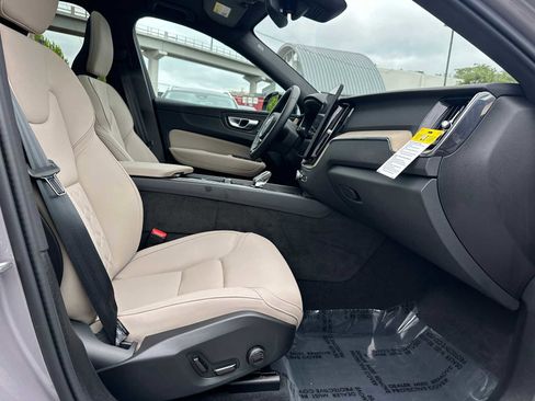 Used 2026 Volvo XC60 T8 Core w/ Protection Package Premier AWD/4WD image 10