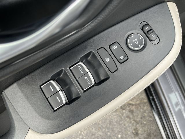 New 2027 Honda HR-V EX-L image 17