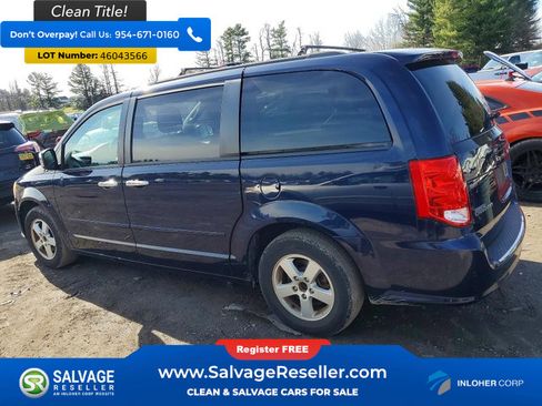 Used 2012 Dodge Grand Caravan SXT image 3