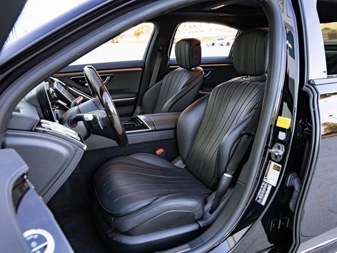 Used 2023 Mercedes-Benz S 500 4MATIC w/ AMG Line image 22