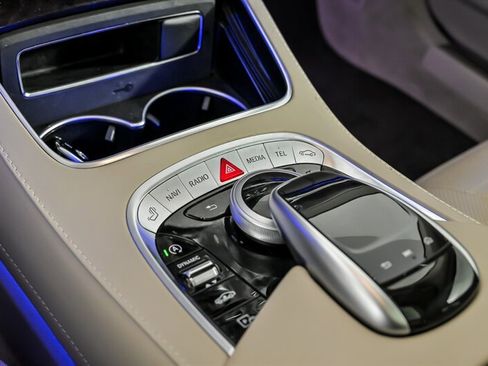 Used 2020 Mercedes-Benz S 560 4MATIC Sedan image 32