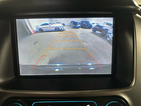 Used 2015 Chevrolet Suburban LTZ image 16