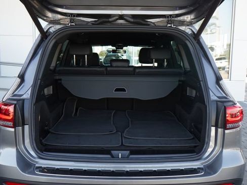 Used 2022 Mercedes-Benz GLB 250 image 8