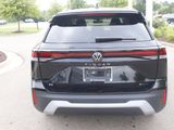 New 2025 Volkswagen Tiguan SE image 2