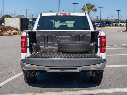 Used 2024 RAM 1500 Laramie image 15