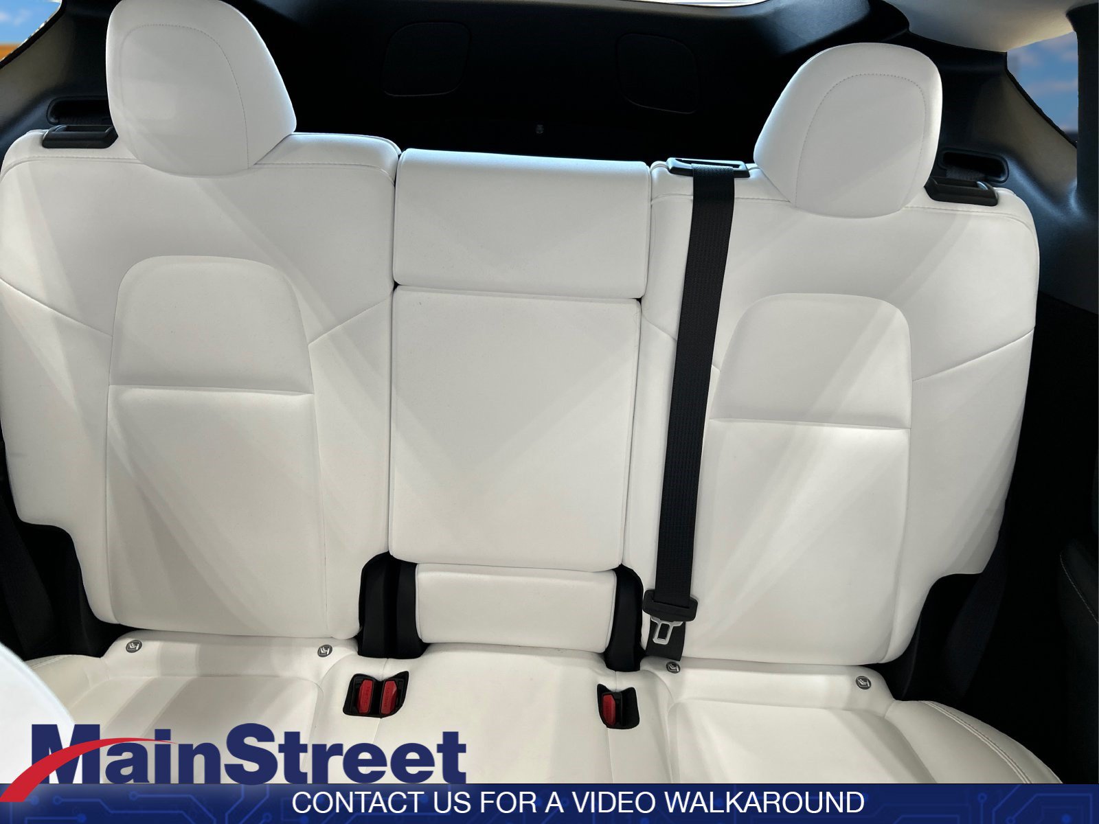 Used 2023 Tesla Model Y AWD image 13