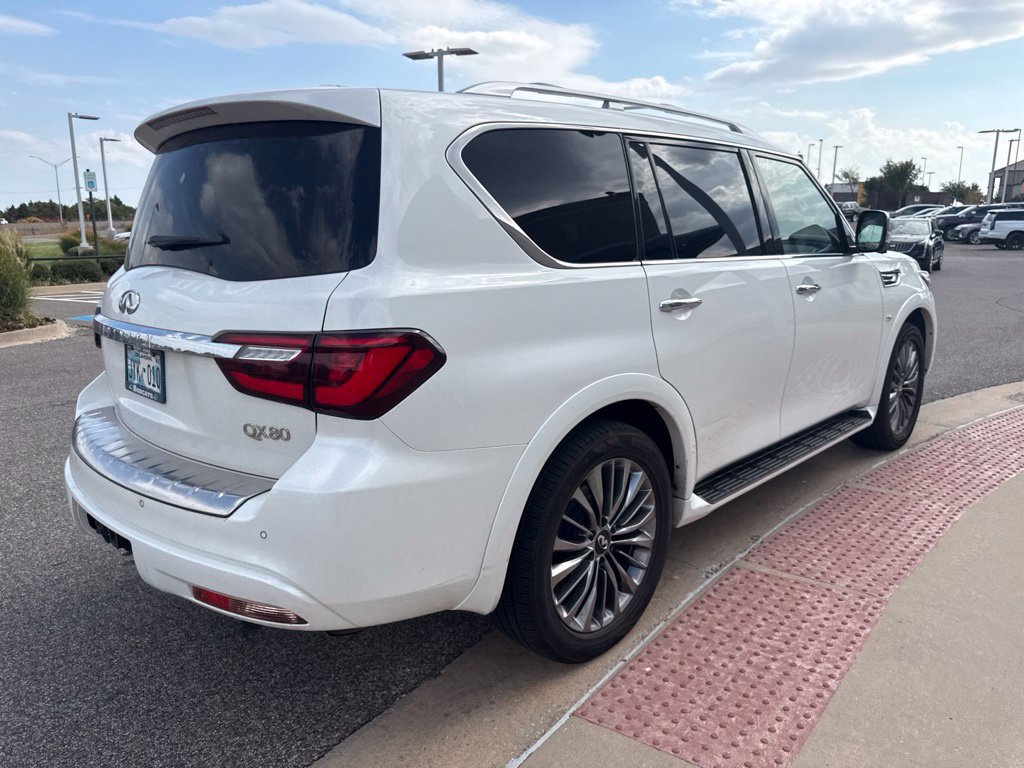 Used 2019 INFINITI QX80 Luxe w/ 22" Wheel Package AWD/4WD image 4