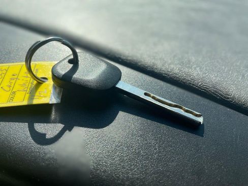 Used 2023 Chevrolet Express 2500 w/ Driver Convenience Package image 36