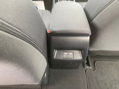 Used 2026 Toyota Corolla LE FWD image 24