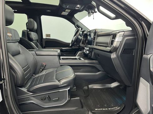 Used 2024 Ford F350 Platinum image 27