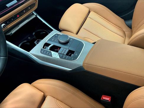 New 2025 BMW 330i Sedan w/ Convenience Package RWD image 21