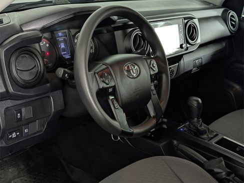 Used 2020 Toyota Tacoma SR image 26