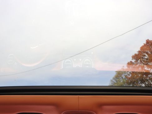 Used 2017 Bentley Bentayga image 20