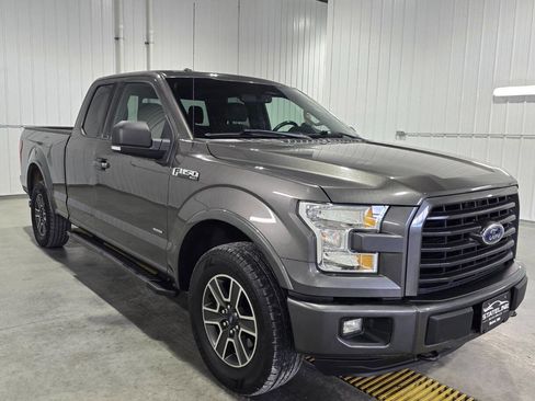 Used 2016 Ford F150 XLT w/ Equipment Group 302A Luxury image 4
